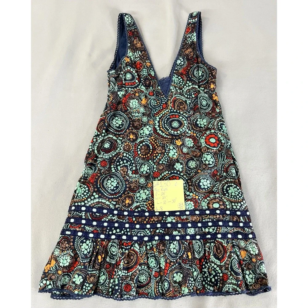 Free People Dress Multicolor With Abstract Pattern Crochet Lace Deep V Sz 0‎ VtG